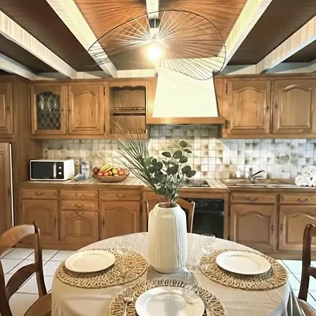 Prázdninový dům Maison De Village, Route Des Lacs
