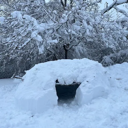 Maison De Village, Route Des Lacs * Le Bez