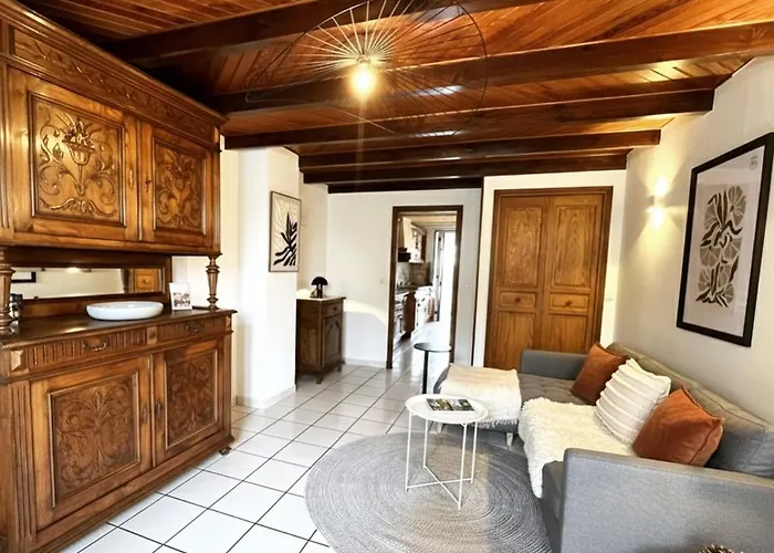 別荘 Maison De Village, Route Des Lacs