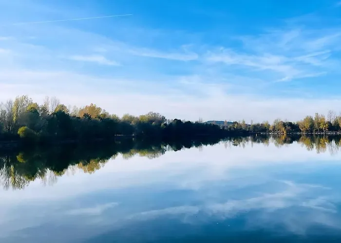 Maison De Village, Route Des Lacs 別荘 *