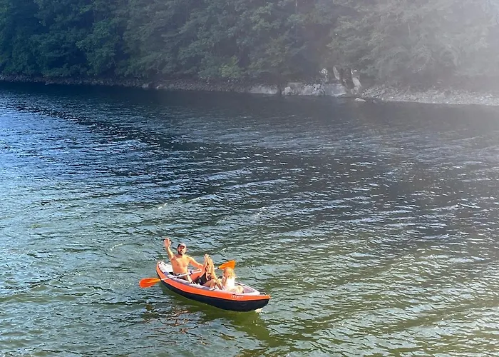 Maison De Village, Route Des Lacs * Le Bez