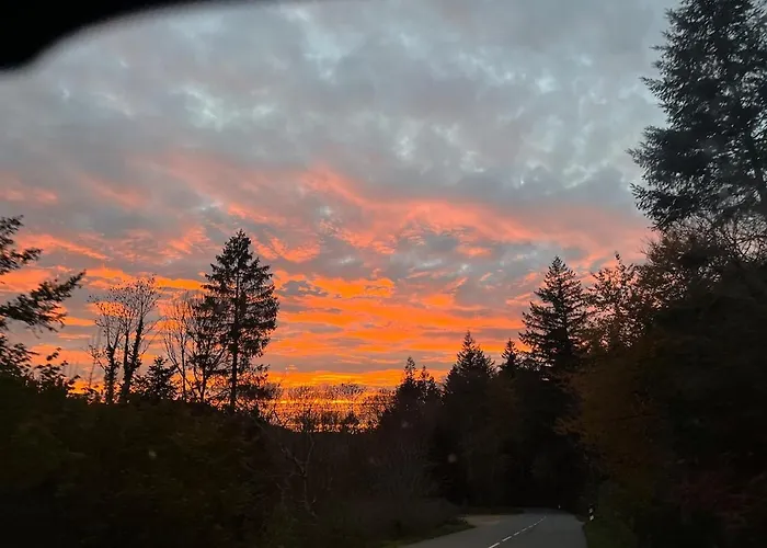 別荘 Maison De Village, Route Des Lacs *